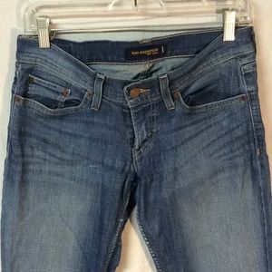 Levi’s 524 Jeans